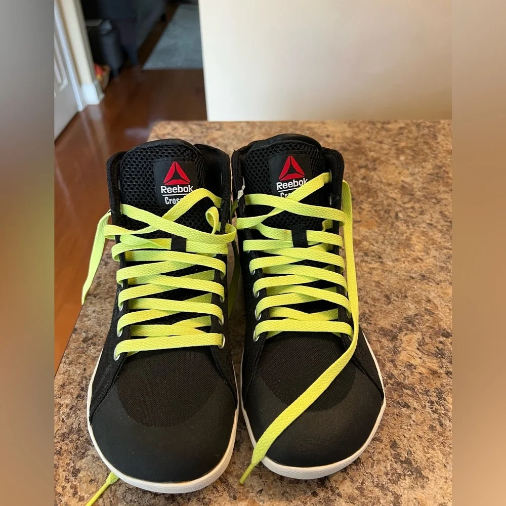 NWOT-Reebok-CrossFit Tennis shoes - Picture 2 of 13